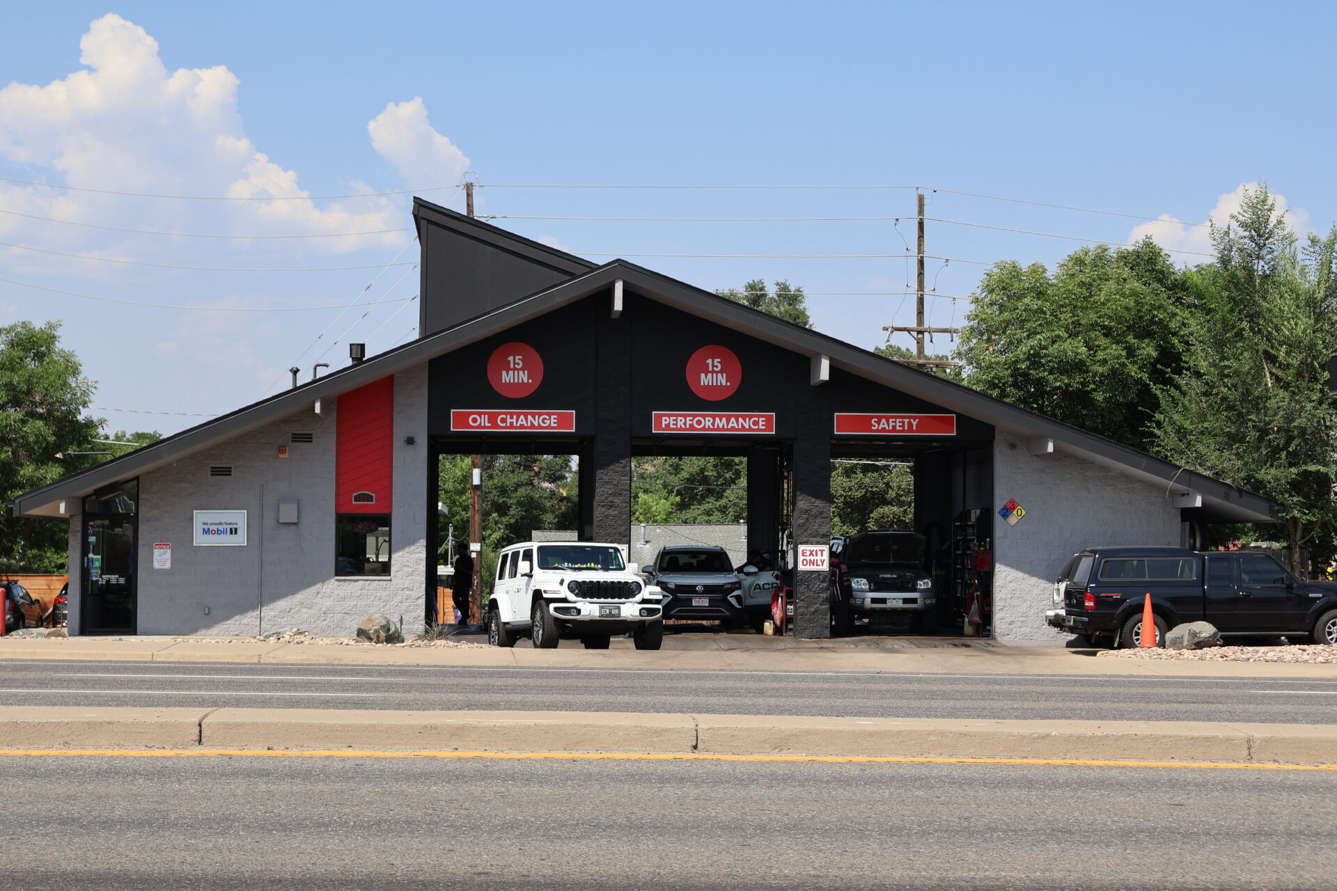 Grease Monkey in Denver Colorado Exterior Photo